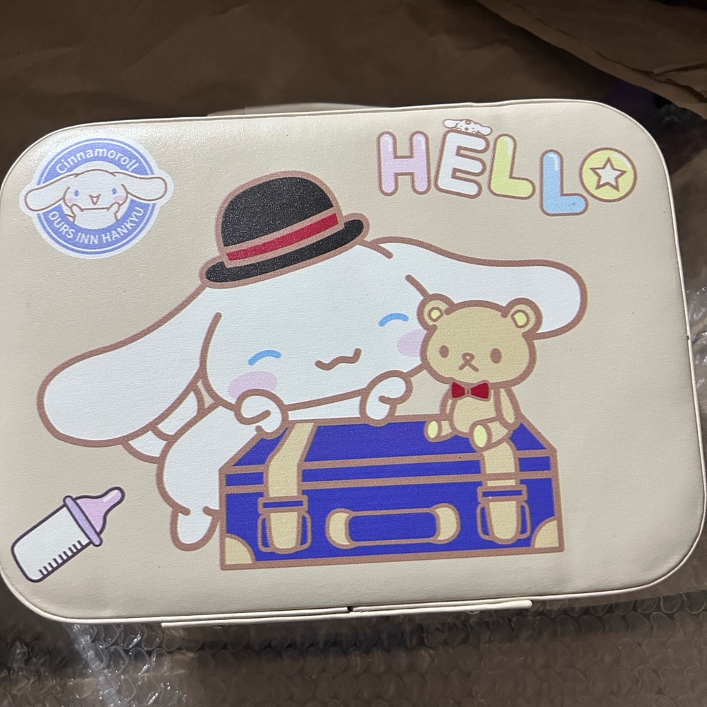 Cinnamoroll Cosmetic Case